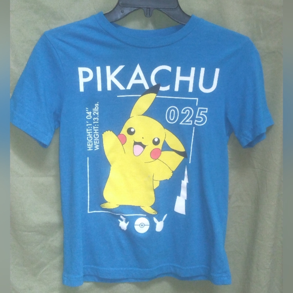 Pikachu Tshirt Boys Size Medium